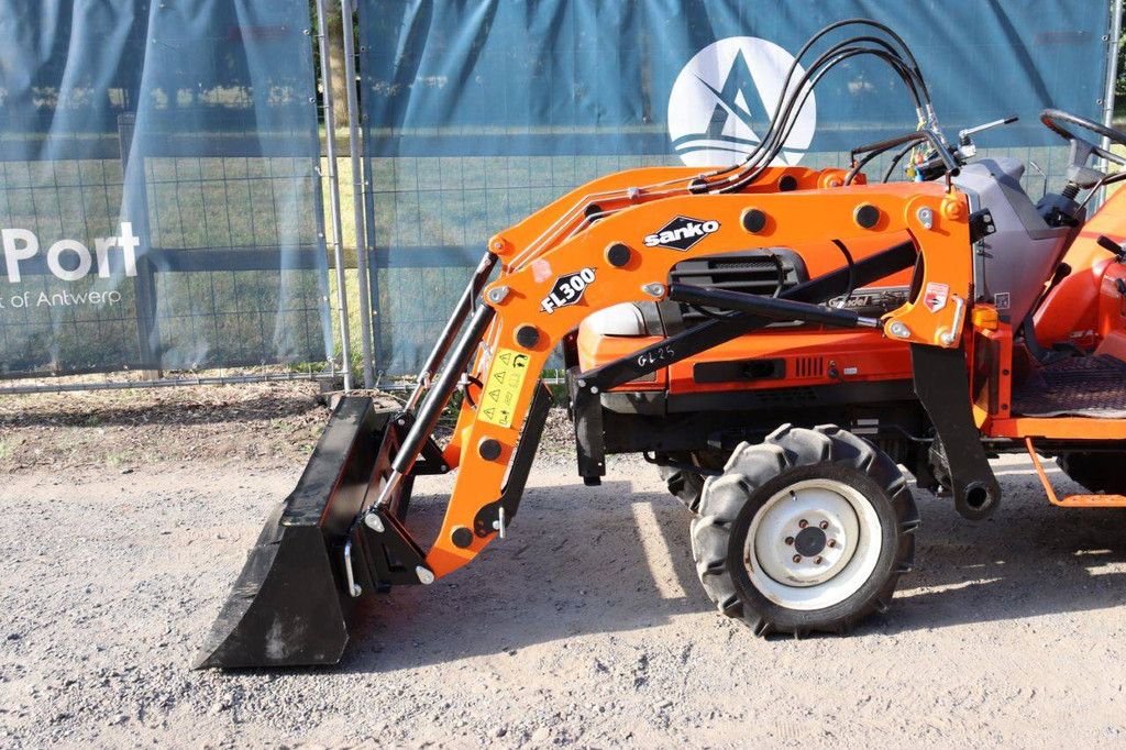 Kubota GL240 Diesel 24hp mini tractor with front loader
