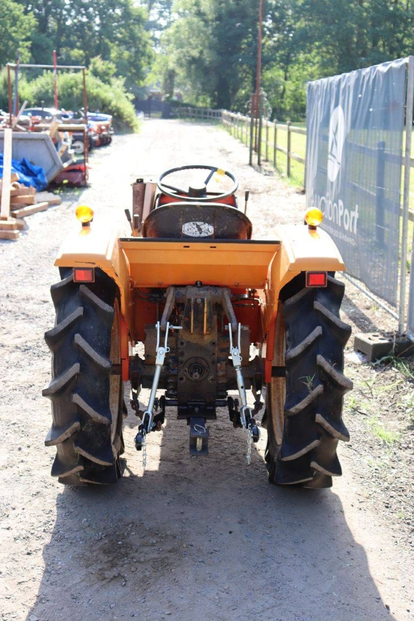 Kleintraktor Hinomoto E224 Diesel 22 PS