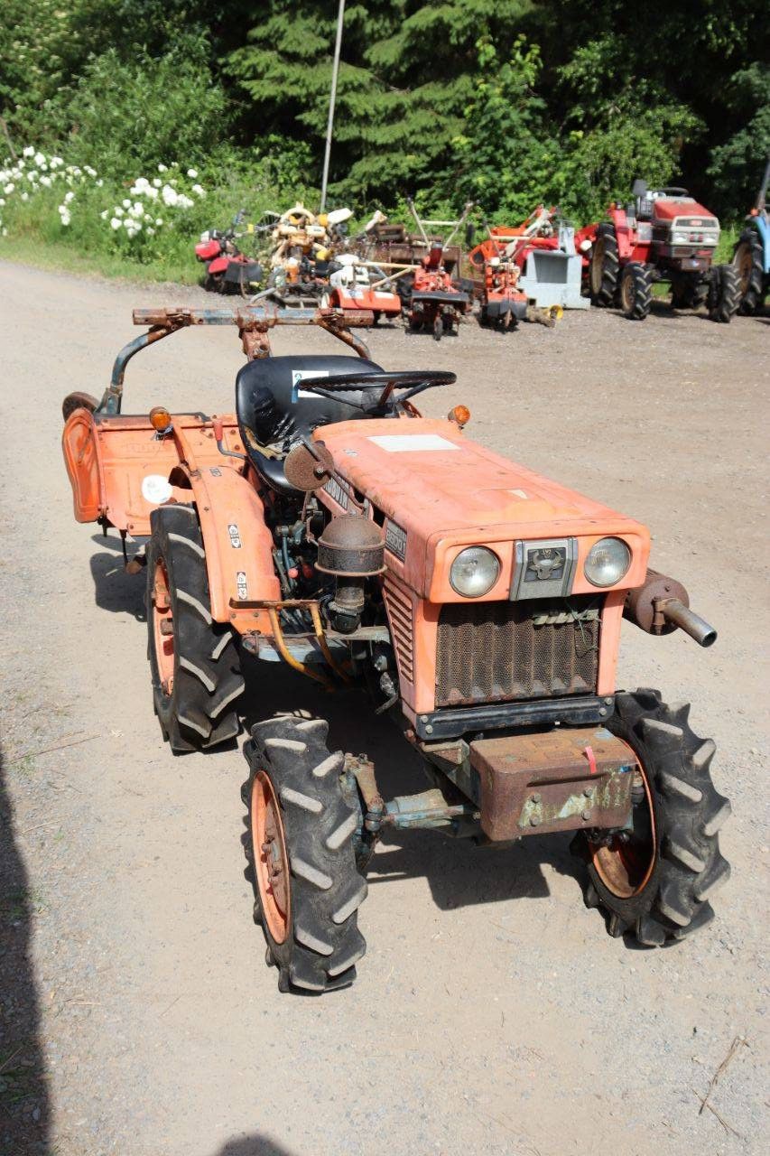 Mini tractor Kubota B6001 Diesel 12hp with cultivator