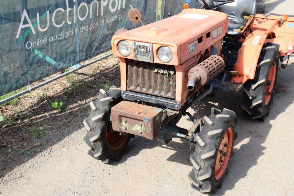 Mini tractor Kubota B6001 Diesel 12hp with cultivator
