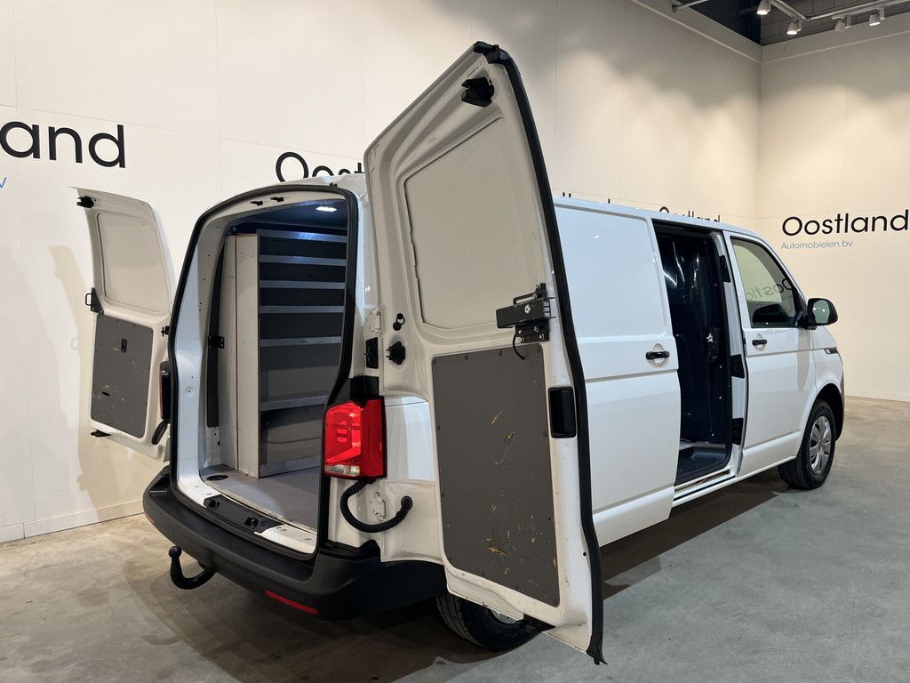 Volkswagen Transporter 2.0 TDI L2H1 / Euro 6 / Schuifdeur L + R / Airco / CarPlay / Trekhaak / Cruise Control / PDC / 3-Zits