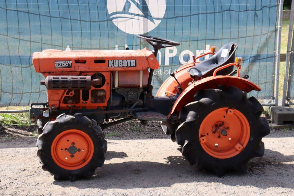 Mini tractor Kubota B7001 Diesel 14hp