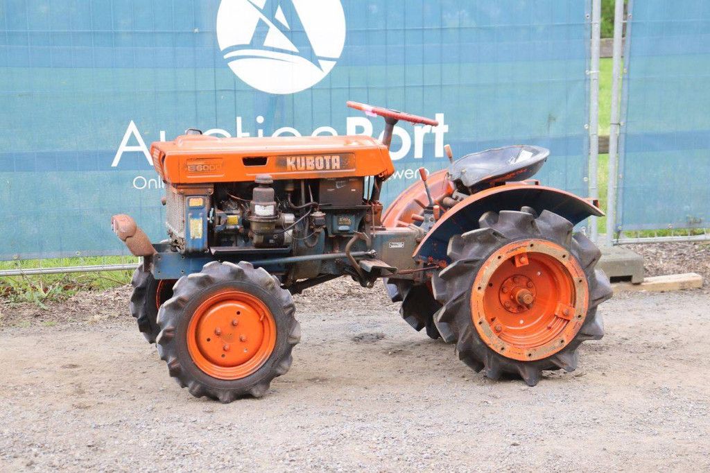 Minitractor Kubota B6000 Diesel 11PK