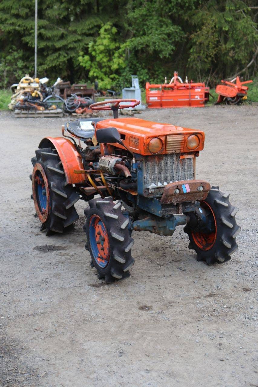Minitractor Kubota B6000 Diesel 11PK
