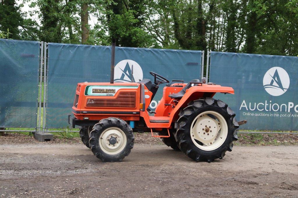 Kleintraktor Hinomoto N249 Diesel 25 PS