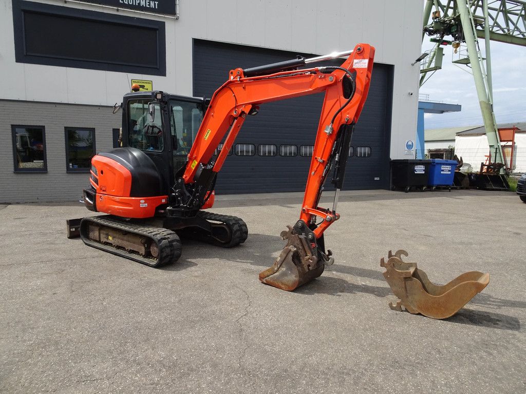 Kubota KX042-4