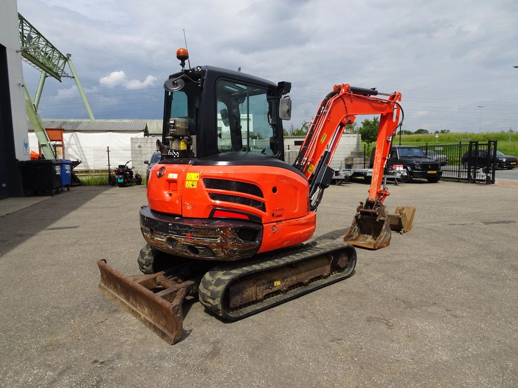 Kubota KX042-4