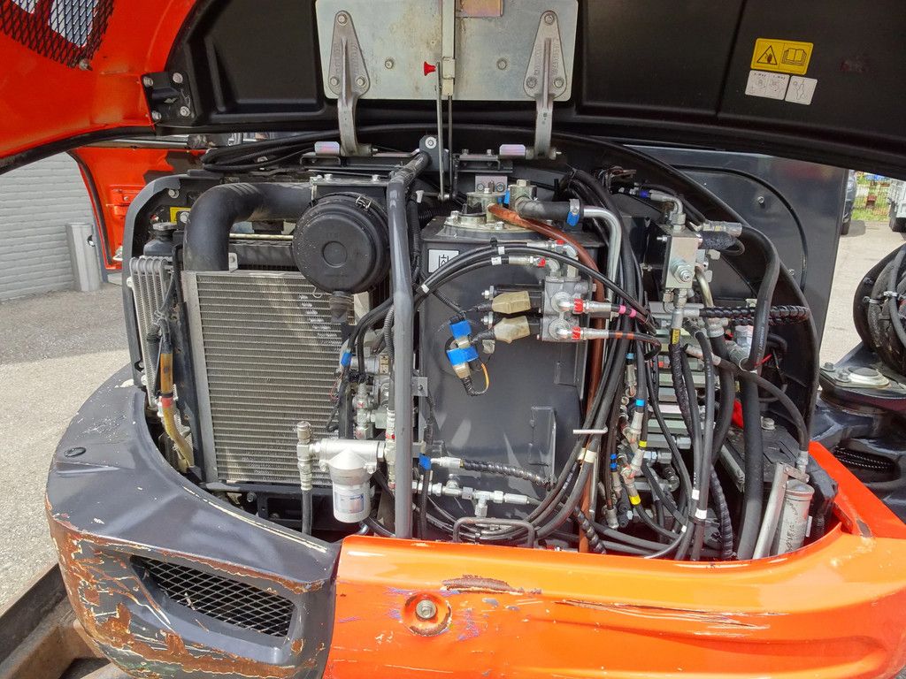 Kubota KX042-4