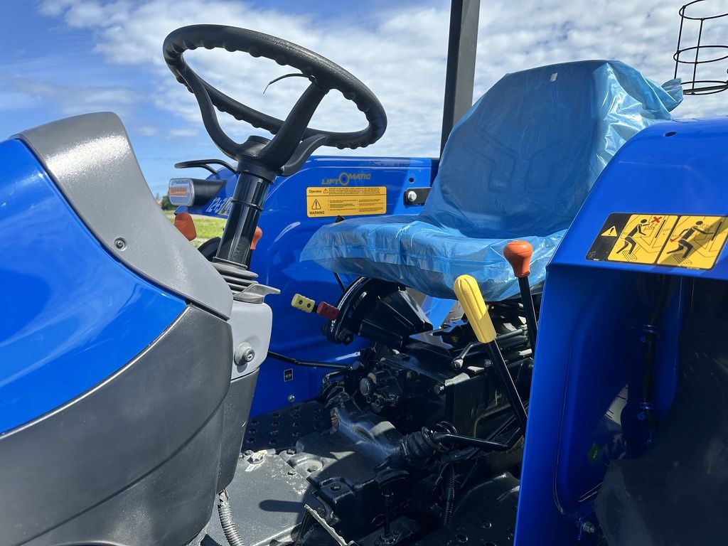 New Holland TT75