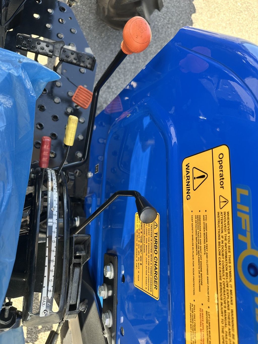 New Holland TT75