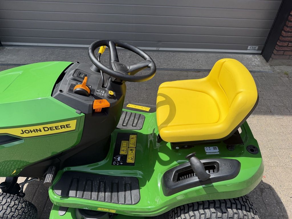 John deere X107 zitmaaier / tuintractor NIEUW