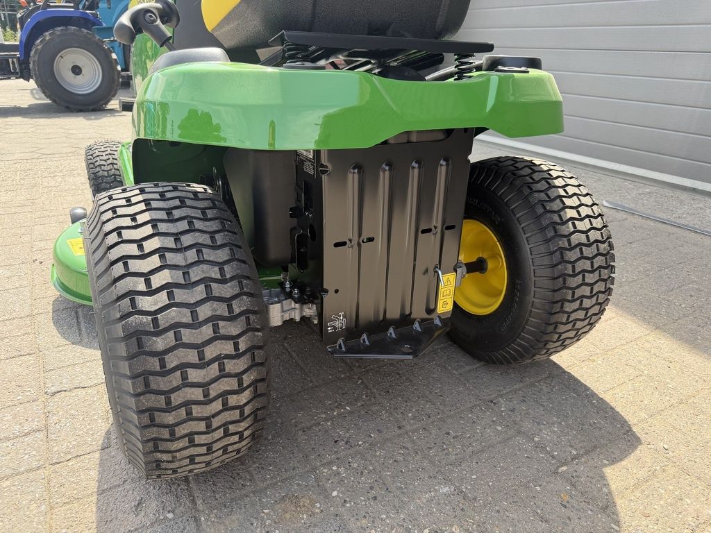 John deere X107 zitmaaier / tuintractor NIEUW