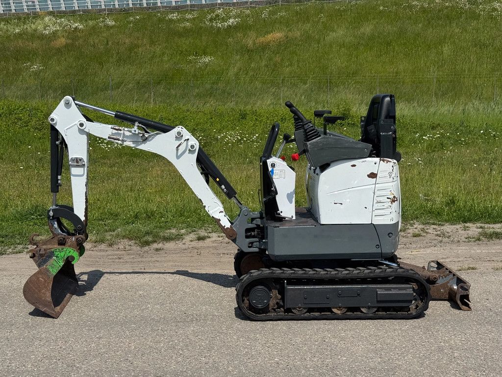 Bobcat E10