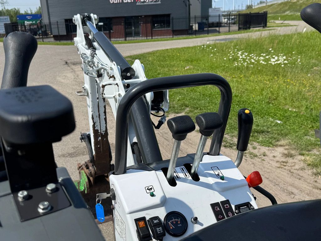 Bobcat E10