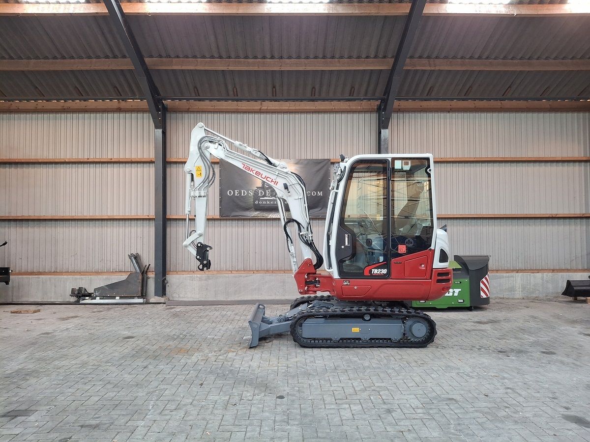 Takeuchi TB230, minigraver, minikraan, BJ2026, Nieuw!