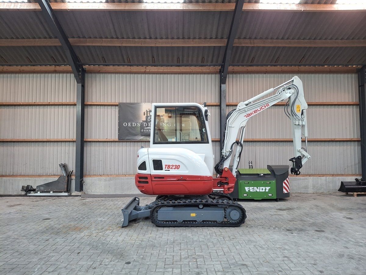 Takeuchi TB230, minigraver, minikraan, BJ2026, Nieuw!
