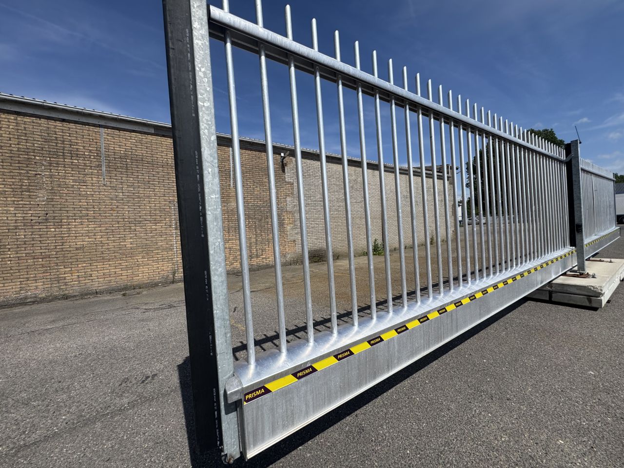 Automatische vrijdragende Schuifpoort B&G