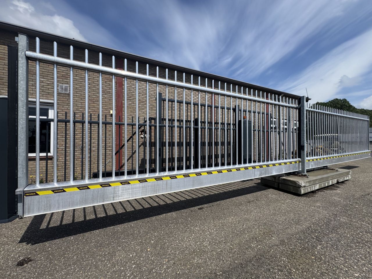 Automatische vrijdragende Schuifpoort B&G