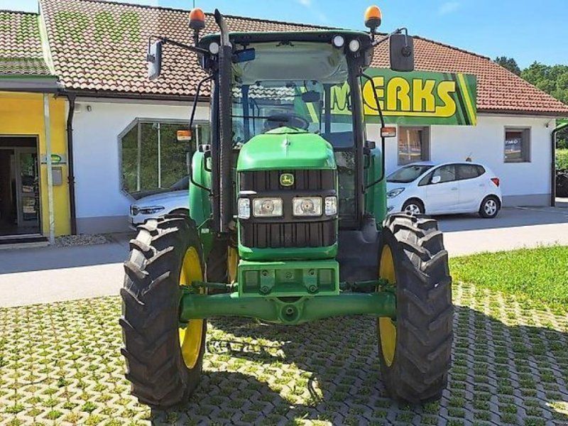 John Deere 5090r