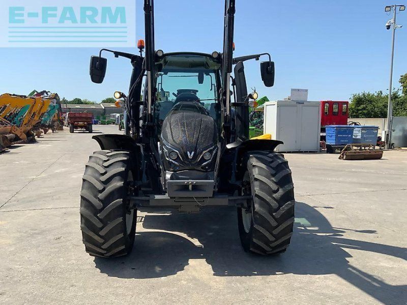 Valtra g135 (st26103)