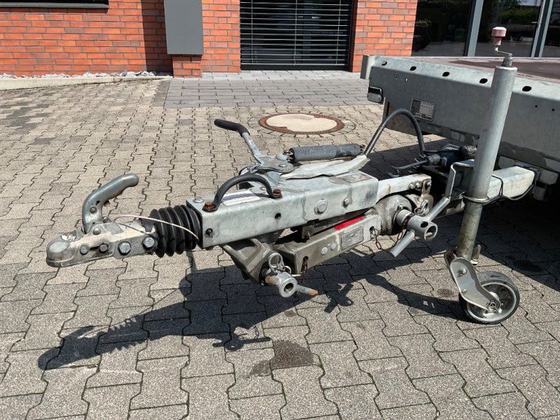 TGP 452