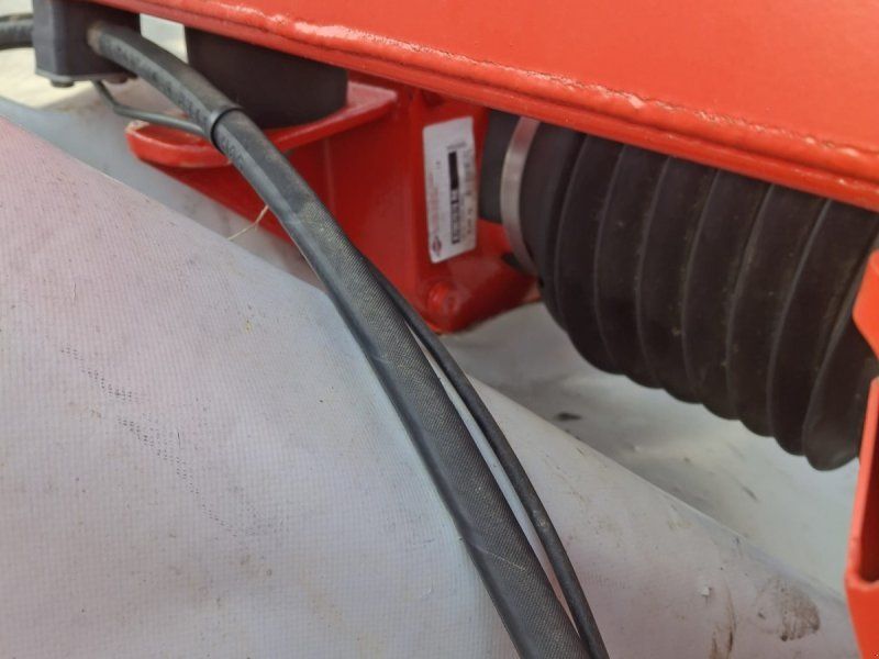 Kuhn GMD 4410 Lift Control