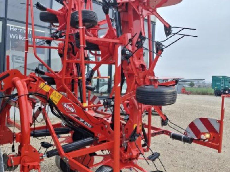 Kuhn GF 8703