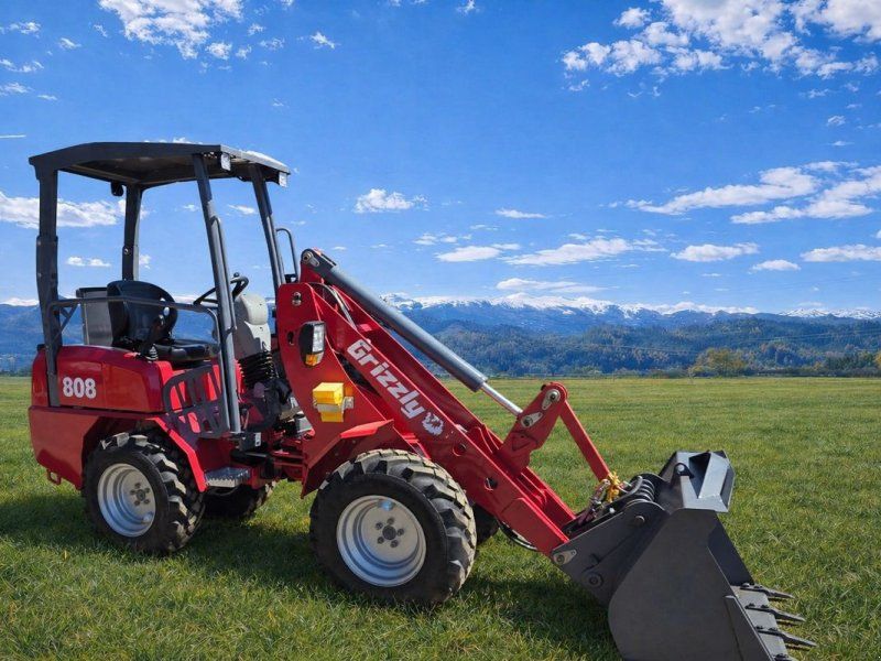 Grizzly 808 Hoflader! Allrad + 2 Jahre mobile Garantie!