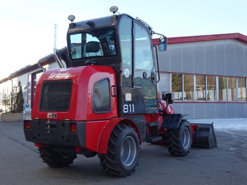 Grizzly 811T HOFLADER 4x4! E3 2 Jahre mobile Garantie!