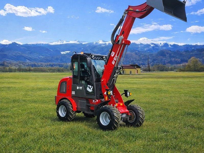 Grizzly 810+Teleskop Lader 4x4  2 Jahre mobile Garantie