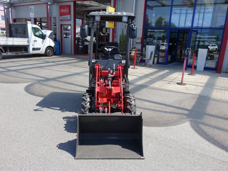 Grizzly 804 elektro-Hoflader 4WD