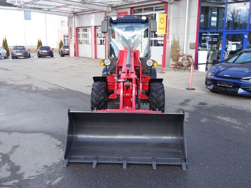 Grizzly 812Teleskop Lader 4x4 2 Jahren mobile Garantie