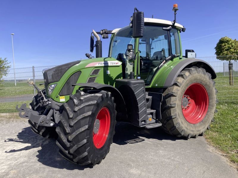 Fendt 724 VARIO S4 PROFI PLUS