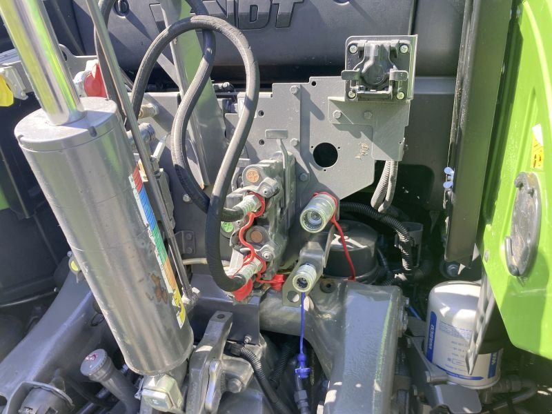 Fendt 724 VARIO S4 PROFI PLUS