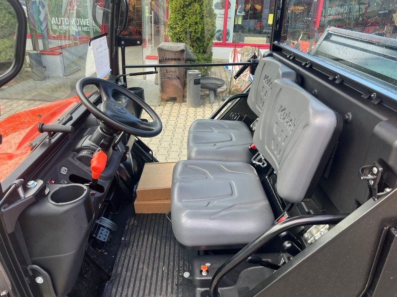 Kubota RTV 1110 mit Kabine