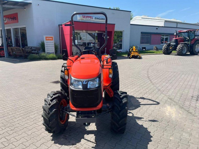 Kubota L1-382 DHW EC HYDROSTAT