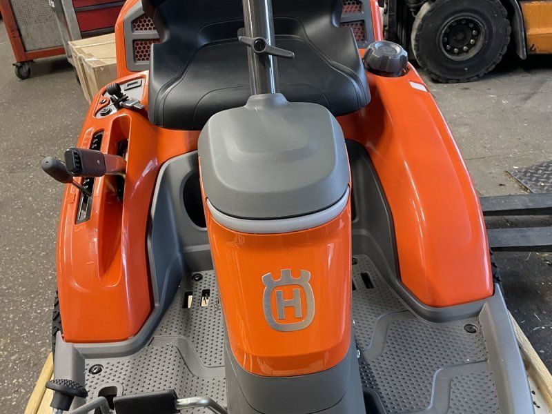 Husqvarna Rider 216TsAWD
