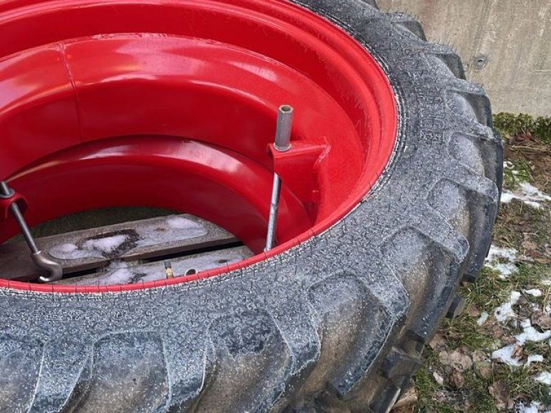Alliance 270/95R42