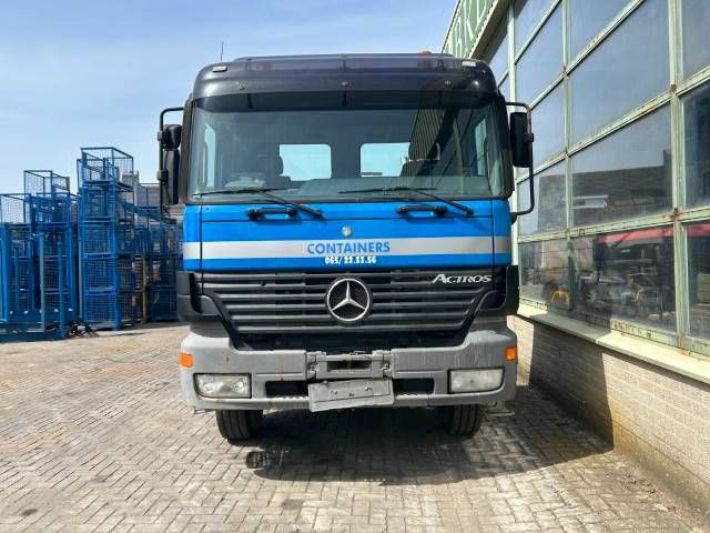 Mercedes-Benz Actros 3343