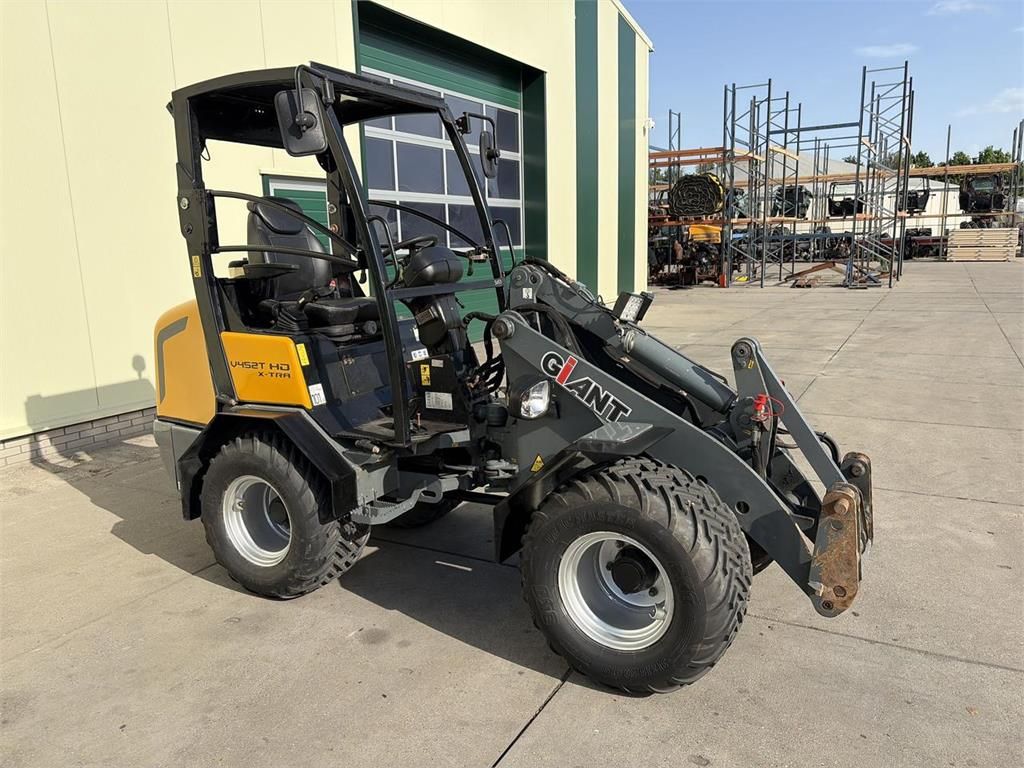 GiANT V452T X-TRA HD