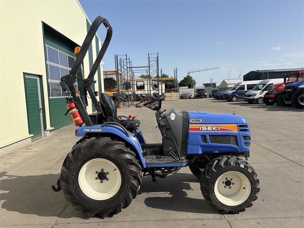 Iseki TM 3265 Hydro Compact tractor
