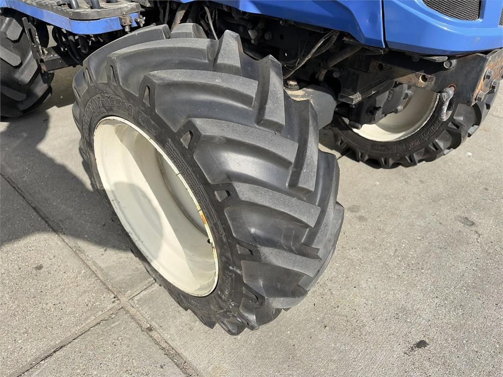 Iseki TM 3265 Hydro Compact tractor