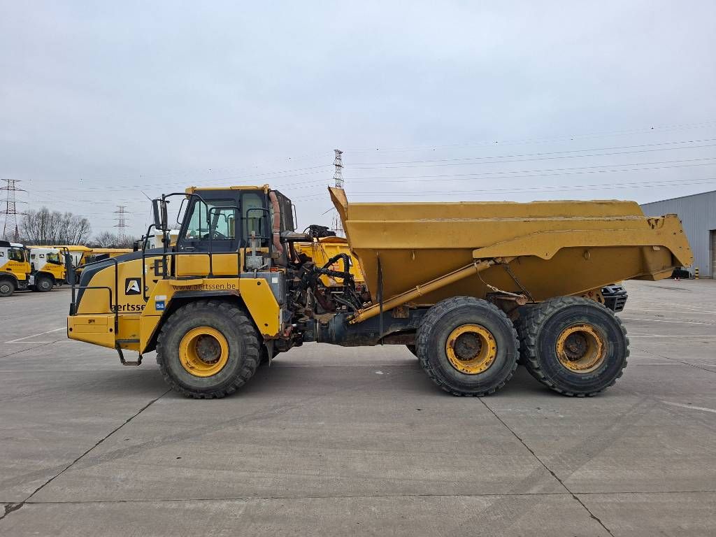 Komatsu HM 300-3