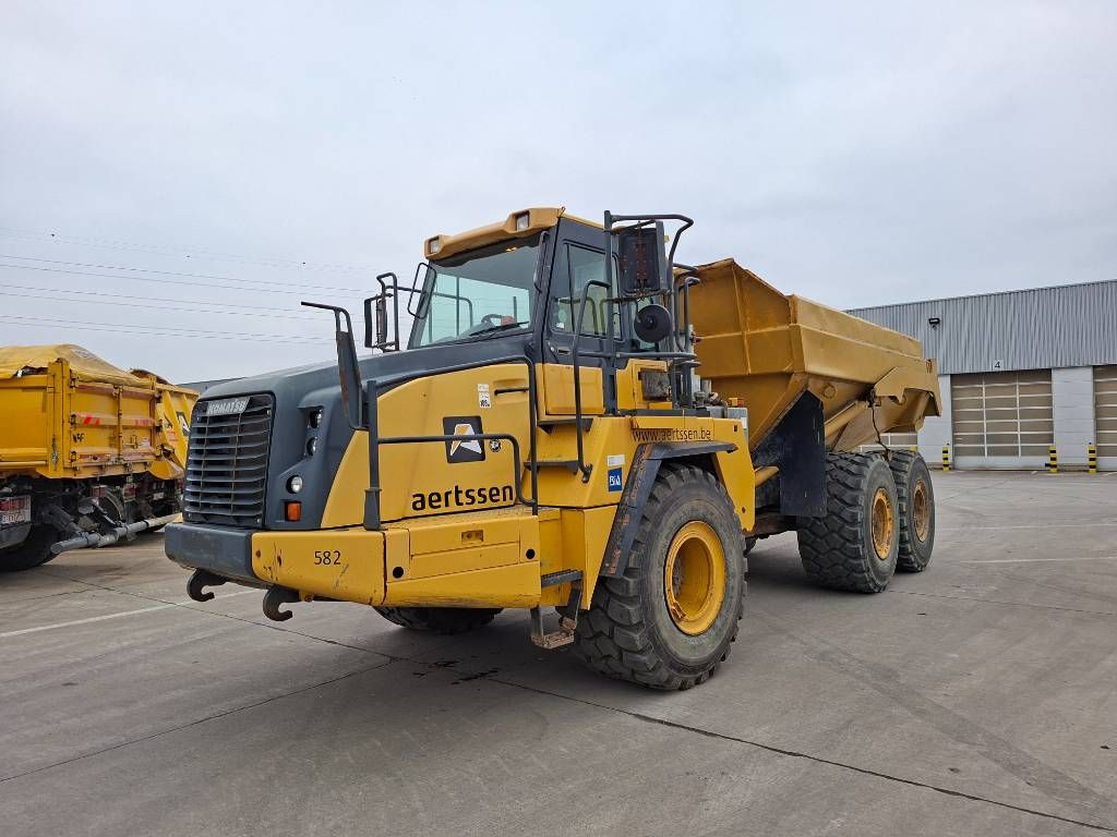 Komatsu HM 300-3