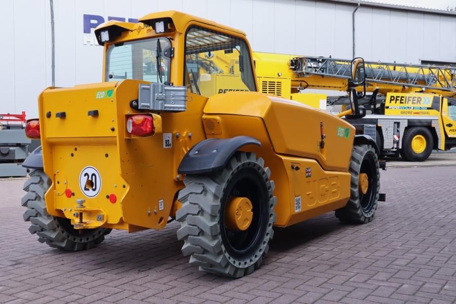 JCB 525-60E Fully Electric, 2500kg Capacity, 6m Liftin