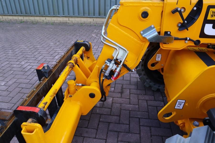 JCB 525-60E Fully Electric, 2500kg Capacity, 6m Liftin