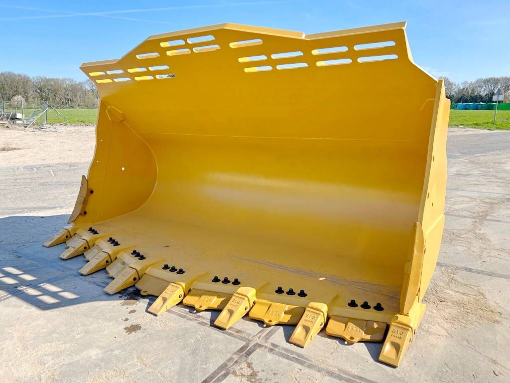 CAT 988H Bucket New / Unused Dutch fabrication Hardox