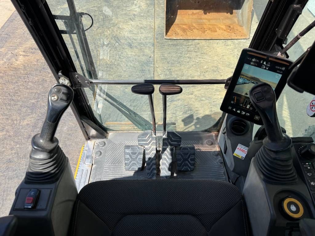 CAT 325 07B Next Gen - GPS SYSTEM / Rear + Side Camera