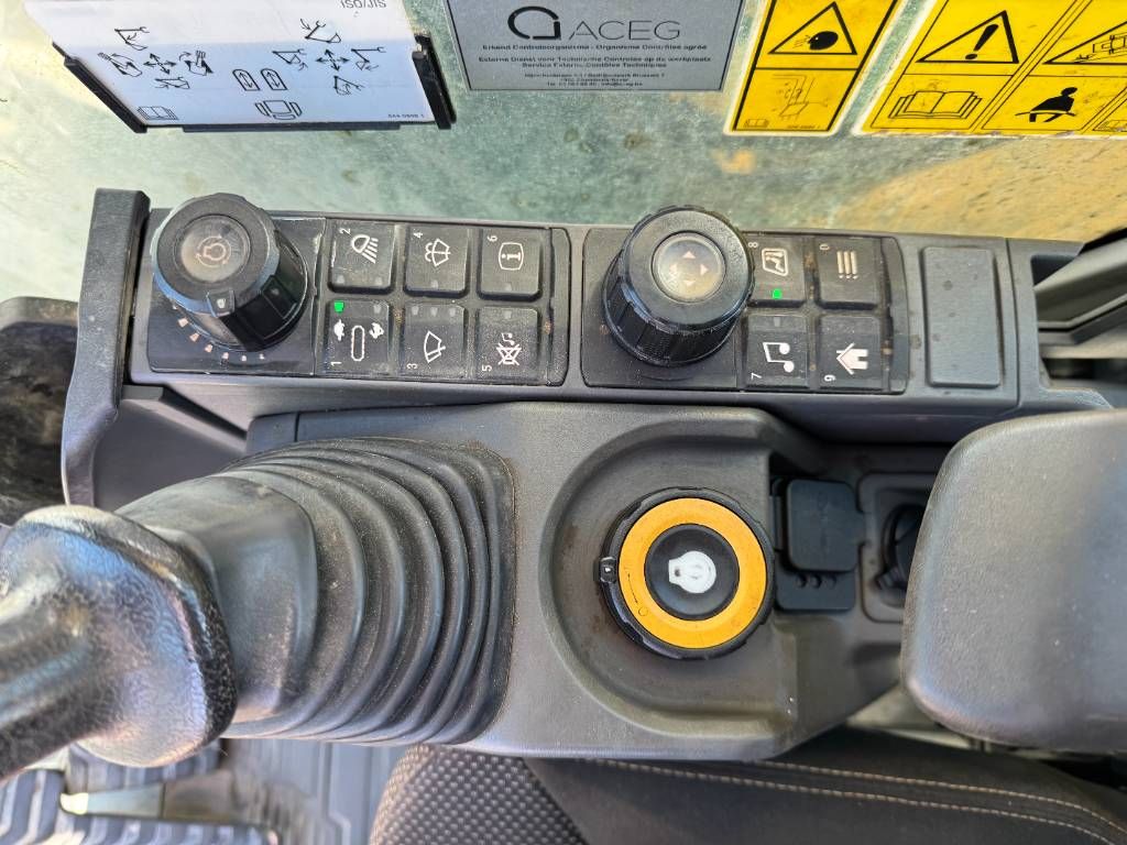 CAT 325 07B Next Gen - GPS SYSTEM / Rear + Side Camera