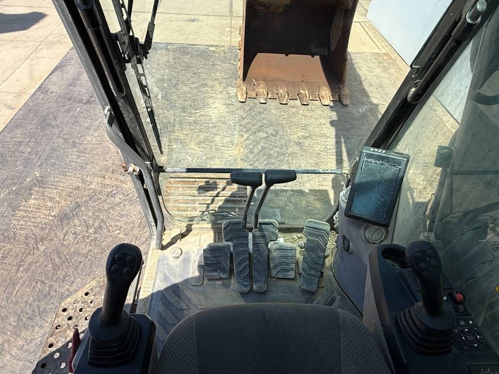 Volvo EC480EL - Top Condition! Rear + Side Camera!